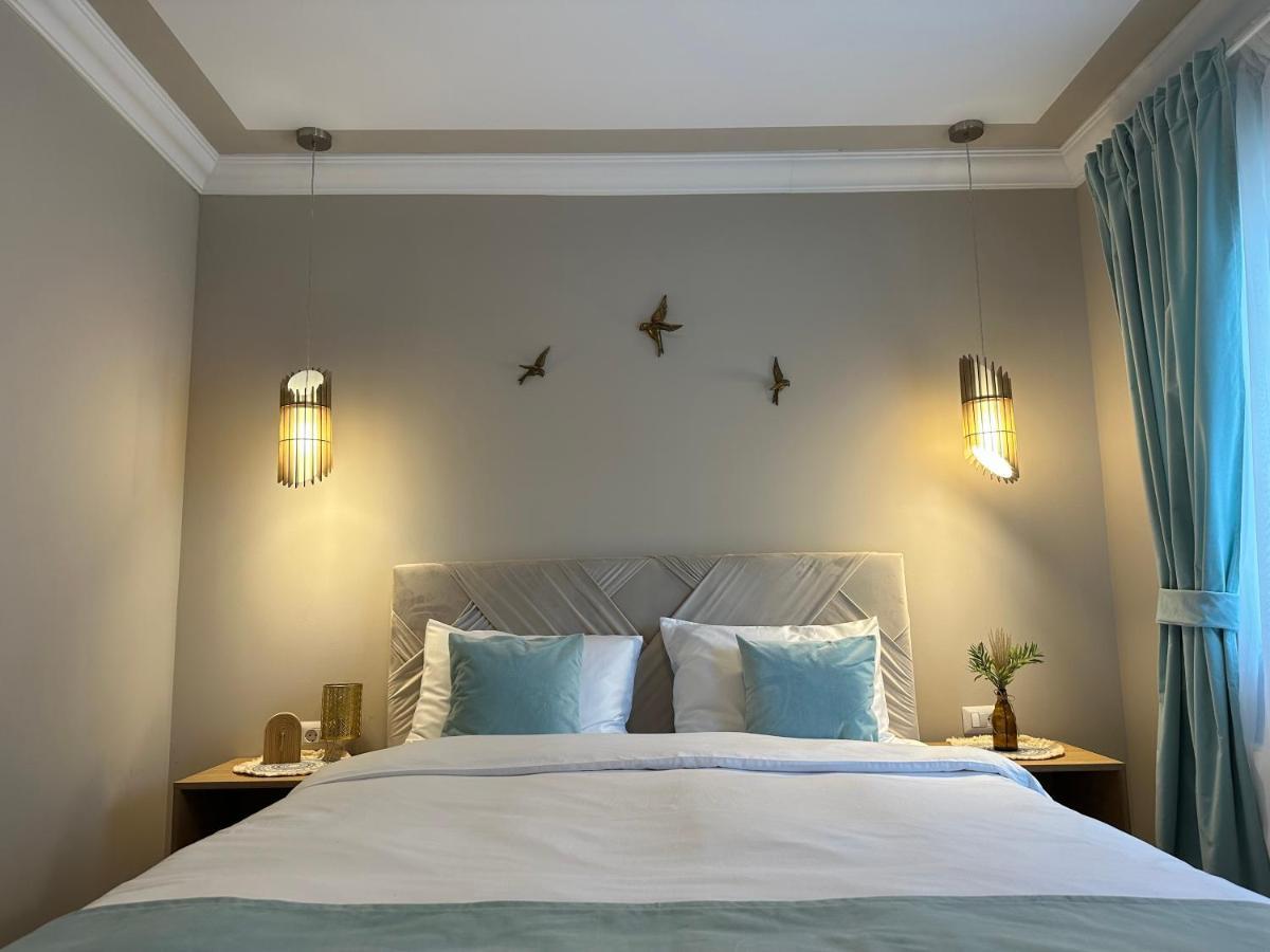 B59 Boutique Hotel Câmpulung Moldovenesc エクステリア 写真