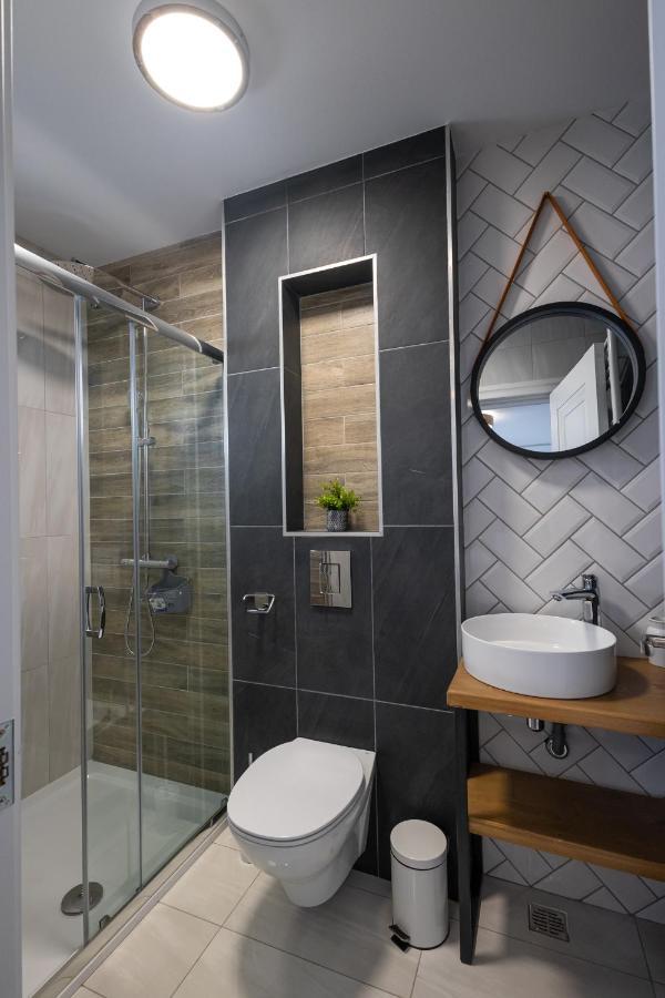 B59 Boutique Hotel Câmpulung Moldovenesc エクステリア 写真